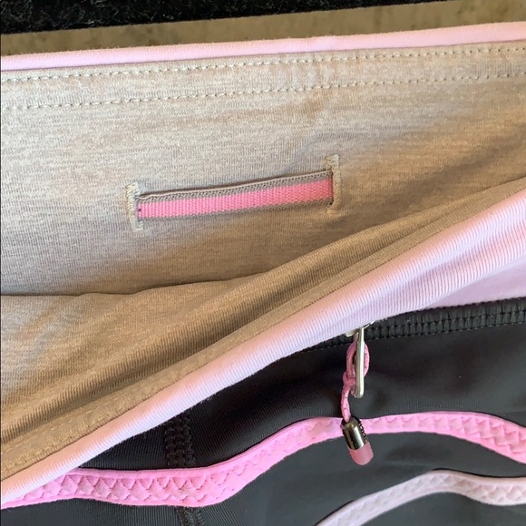 LuluLemon Crops - Picture 8 of 11